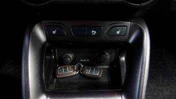 Hyundai ix35 SUV Facelifting 1.7 CRDi 115KM 2014 HYUNDAI iX35 . Klimatronik .. Ledy .. Navi . Kamera .. PDC .. Grzane Fotele, zdjęcie 19