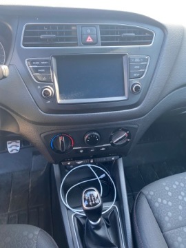 Hyundai i20 II Active Facelifting KAPPA 1.4 MPI 100KM 2019 Hyundai i20 Active 1.4 101KM benzyna 2019 r. ekonomiczny, zdjęcie 15