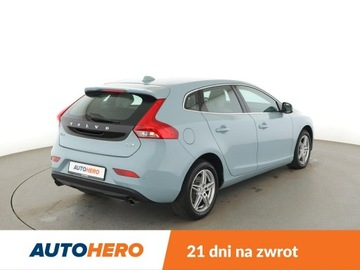 Volvo V40 II Cross Country Facelifting 2.0 T4 190KM 2017 Volvo V40 full LED jasne skóry klima auto, zdjęcie 6