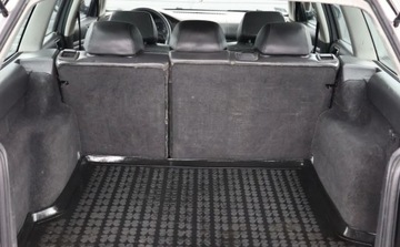 Volkswagen Passat B5 Kombi 1.9 TDI 130KM 2004 Volkswagen Passat 1.9 TDI , Climatronic, El. Szyby, Tempomat, Grzane fotel, zdjęcie 12