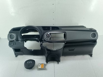 DESKA ROZDZIELCZA,KONSOLA ULOŽENÍ TOYOTA YARIS III 55302-0D160 55303-0D120