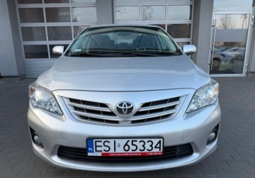 Toyota Corolla X Sedan Facelifting 1.6 Valvematic 132KM 2011 Toyota Corolla salon Polska 1.6 Benzyna 132KM, zdjęcie 14