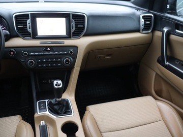 Kia Sportage IV SUV 1.6 T-GDI 177KM 2017 Kia Sportage 1.6 T-GDI, Salon Polska, Serwis ASO, zdjęcie 7