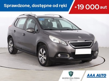 Peugeot 2008 I SUV 1.2 PureTech 110KM 2015 Peugeot 2008 1.2 PureTech, Salon Polska
