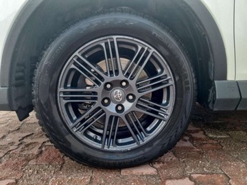 Toyota RAV4 IV MPV Facelifting 2.5 Hybrid 197KM 2016 Toyota RAV4 Toyota RAV4 Hybrid Premium 4x4 2.5 Hybryda 197KM, zdjęcie 26