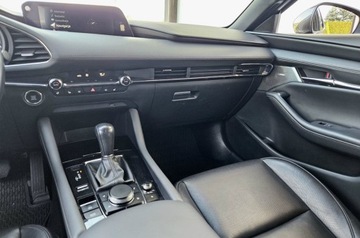 Mazda 3 IV Hatchback 2.0 Skyactiv-X 180KM 2021 Mazda 3 4x4, SKYACTIVE- X, ze Szwajcarii,Niski przebieg, ZAREJESTROWANY 2.0, zdjęcie 23