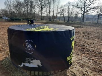 HorseMania - водонепроницаемая крышка тюка/кормушки ВАШ ПРИНТ, персонализация