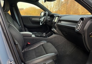 Volvo XC40 2021 Volvo XC 40 2,0 B4 197ps Hybr Multi Led Virtual Tacho Blis Skora Reling Se, zdjęcie 23