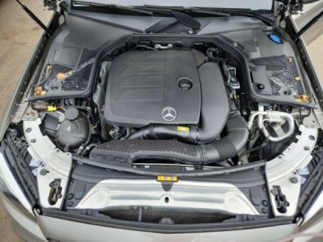 Mercedes Klasa C W205 2019 Mercedes-Benz Klasa C 300 4Matic 2019 2.0L 2.0 Benzyna 255KM, zdjęcie 6