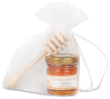 ГОСТЬ благодарит ПРИЧАСТЬЕ мешочек с медом на крещение