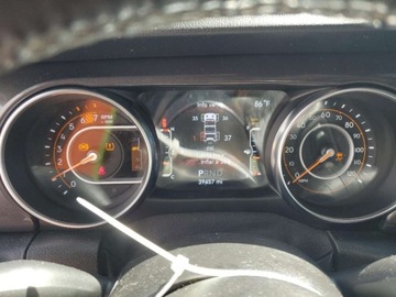 Jeep Wrangler IV 2021 Jeep Wrangler Unlimited Sahara 2021 2.0l 2.0 Benzyna 270KM, zdjęcie 9