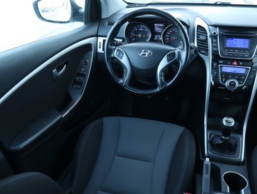 Hyundai i30 II Hatchback 3d 1.6 CRDi (LOW) 110KM 2013 Hyundai i30 1.6 CRDi, Salon Polska, Serwis ASO, zdjęcie 6