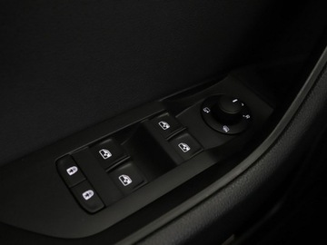 Skoda Superb III Kombi 1.8 TSI 180KM 2018 Škoda Superb Skoda Superb 1.8 TSI Automat, zdjęcie 36