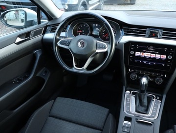 Volkswagen Passat B8 Limousine Facelifting 1.5 TSI EVO 150KM 2019 VW Passat 1.5 TSI, Salon Polska, Automat, Navi, zdjęcie 6