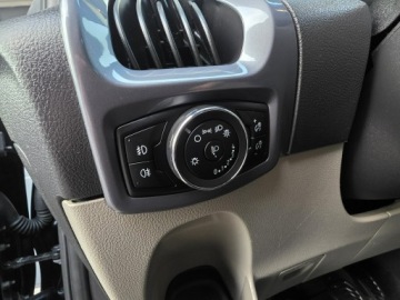 Ford Tourneo Custom I L1 2.2 TDCi 125KM 2014 Ford Tourneo Custom TITANIUM bezwypadkowy, zdjęcie 22