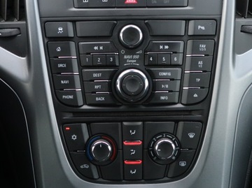 Opel Astra J GTC 1.4 Turbo ECOTEC 120KM 2015 Opel Astra 1.4 T, Navi, Klima, Tempomat, zdjęcie 16