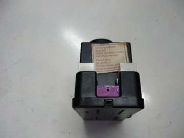 Audi A4 B5 pompka centralnego zamka 4A0862257J Hella 8TZ006522-06
