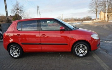 Skoda Fabia II Hatchback 1.4 i 16V 85KM 2007 Skoda Fabia 1.4 MPI Klima Tempomat Sprowadzony 160 Tys. KM Oplacony, zdjęcie 8