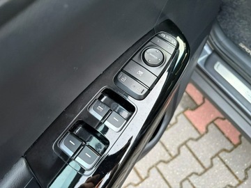 Kia Sportage IV SUV Facelifting 1.6 GDI 132KM 2018 Kia Sportage 1.6 benzyna Skóry Podgrzewane fotele, zdjęcie 11