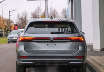 Volkswagen Passat B8 Variant Facelifting 2.0 TDI SCR 150KM 2026 Volkswagen Passat HAK, IQ.DRIVE, Climatronic, LED, dostepny od reki 2.0, zdjęcie 3