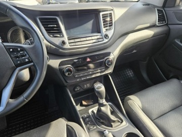 Hyundai Tucson III SUV 1.6 GDI 132KM 2016 Hyundai Tucson 1,6 benzyna 132KM nawigacja kamera, zdjęcie 10