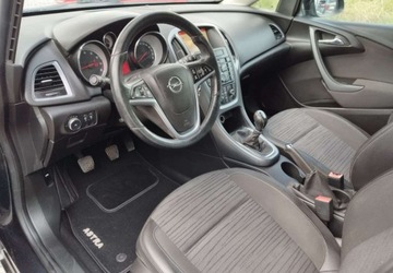 Opel Astra J GTC 1.4 100KM 2014 Opel Astra Opel Astra j 1.4 16v klima pds stan bdb gwarncja przebiegu 1.4, zdjęcie 9