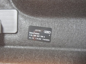 AUDI Q3 83F SPORTBACK 18KM POLIČKA ZADNÍ 83F867769A