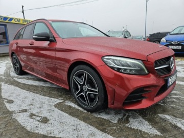 Mercedes Klasa C W205 Kombi Facelifting 2.0 220d 194KM 2019 Mercedes C 220 2,0 diesel 194KM Automat AMG, zdjęcie 1