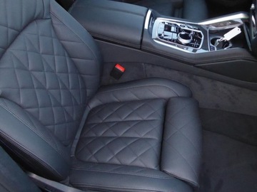 BMW X6 G06 SUV Facelifting 3.0 30d 298KM 2025 BMW X6 xDrive30d Sport Suv 3.0 (298KM) 2025, zdjęcie 13