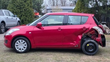 Suzuki Swift V 2011 SUZUKI SWIFT 1.2 i CLUB NAPĘD 4x4 94KM KLIMA!USZKODZONY TYŁ FAKTURA MARŻA!, zdjęcie 4