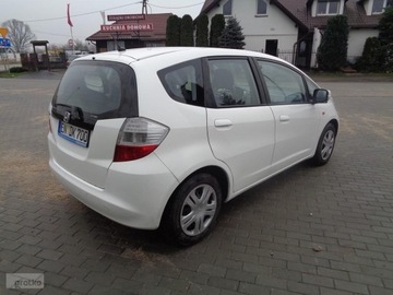 Honda Jazz III 1.2 i-VTEC 90KM 2008 Honda Jazz III 1.2 Klimatyzacja, zdjęcie 3