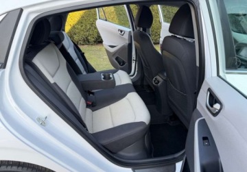 Hyundai IONIQ Hatchback 1.6 GDi 141KM 2018 Hyundai IONIQ 1.6 Hybrid 141KM F-LED Infinity NAV Climatronic Kamera SERWI, zdjęcie 29