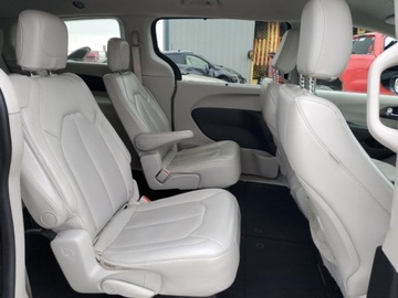 Chrysler Voyager V 2021 Chrysler Voyager LXI 2021 3.6l 3.6 Benzyna 287KM, zdjęcie 11