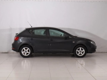 Seat Ibiza IV Hatchback 5d 1.4 MPI 85KM 2010 Seat Ibiza 1.4 16V, Salon Polska, Klima, zdjęcie 5