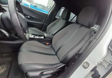 Peugeot 2008 II e-SUV Elektryczny 50kWh 136KM 2023 Peugeot 2008 271 e-2008 Allure Pack 136 KM I wl. Gwarancja FV23, zdjęcie 12
