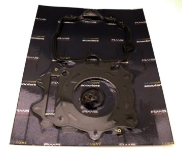 USZCZELKA SUZUKI 250 BURGMAN