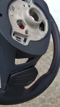 РУЛЕВОЕ КОЛЕСО OCTAVIA IV ПЕРФОРИРОВАННАЯ КОЖА RS VRS