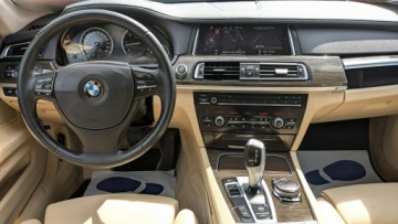 BMW Seria 7 F01 Sedan L Facelifting 730Ld 258KM 2015 BMW 730 258PS OPŁACONY Bezwypadkowy Automat, zdjęcie 21