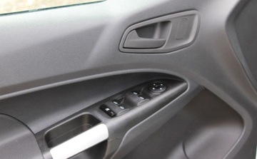 Ford Tourneo Connect II Standard 1.6 Duratorq TDCi 95KM 2014 Ford Tourneo Connect 1.6D 95KM klima ksiazka zadbany 1.6 Diesel 95KM, zdjęcie 22