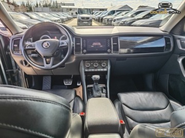 Skoda Kodiaq I SUV 2.0 TDI 190KM 2018 Skoda Kodiaq 2,0 TDI 4X4 190KM skora navi alu pdc kamera 7 osobowy oplacony, zdjęcie 12