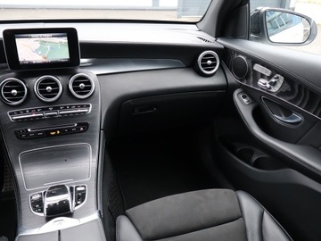 Mercedes GLC C253 SUV 2.1 220 d 170KM 2017 Mercedes GLC GLC 220 d 4MATIC, Salon Polska, zdjęcie 7