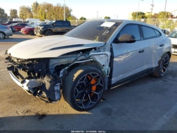 Lamborghini Urus 2023 Lamborghini Urus Performante 2023 4.0 Benzyna 657KM, zdjęcie 1