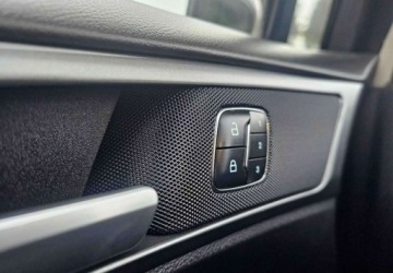 Ford Mondeo V Kombi 2.0 TDCi Bi-Turbo 210KM 2016 Ford Mondeo SW Ford Mondeo SW 2.0 TDCi Bi-Turbo PowerShift-Aut ST-Line 2.0, zdjęcie 33