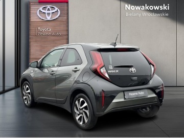 Toyota Aygo X 1.1 VVT-i 72KM 2023 Toyota Aygo X 1.0 VVT-i Style CVT 1.0 VVT-i Style, zdjęcie 2