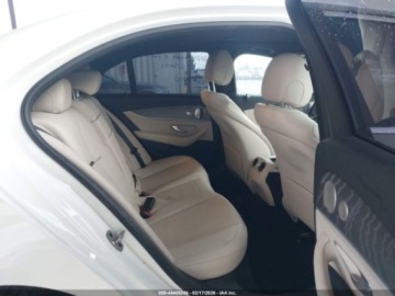 Mercedes Klasa E W214 2023 Mercedes-Benz Klasa E 350 2023 2.0 Benzyna 255KM, zdjęcie 12