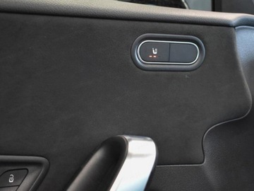 Mercedes Klasa A W177/V177 Hatchback Facelifting 1.3 200 163KM 2025 MERCEDES-BENZ A Klasa 200 AMG Line 1.3 (163KM) 2025, zdjęcie 14