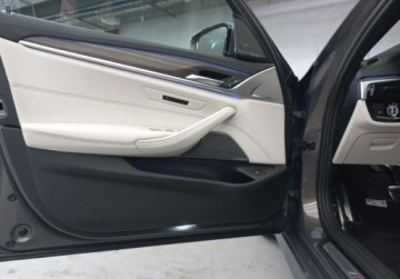 BMW Seria 5 G30-G31 Limuzyna Facelifting 3.0 540i 333KM 2022 BMW Seria 5 BMW 540i xDrive M Sport PRO, Laserlight, HarmanKardon, Dach, H, zdjęcie 10