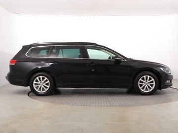 Volkswagen Passat B8 Variant 2.0 TDI 150KM 2014 VW Passat 2.0 TDI, Automat, Navi, Klima, zdjęcie 5
