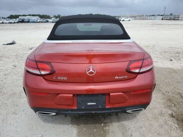 Mercedes Klasa C W206 2021 Mercedes-Benz Klasa C 300 4Matic 2021 2.0l 2.0 Benzyna 255KM, zdjęcie 2