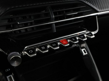 Peugeot 2008 II SUV 1.5 BlueHDi 110KM 2021 Peugeot 2008 navi klima auto czujniki parkowania, zdjęcie 27